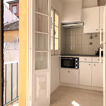 Apartment Pdl - Three *